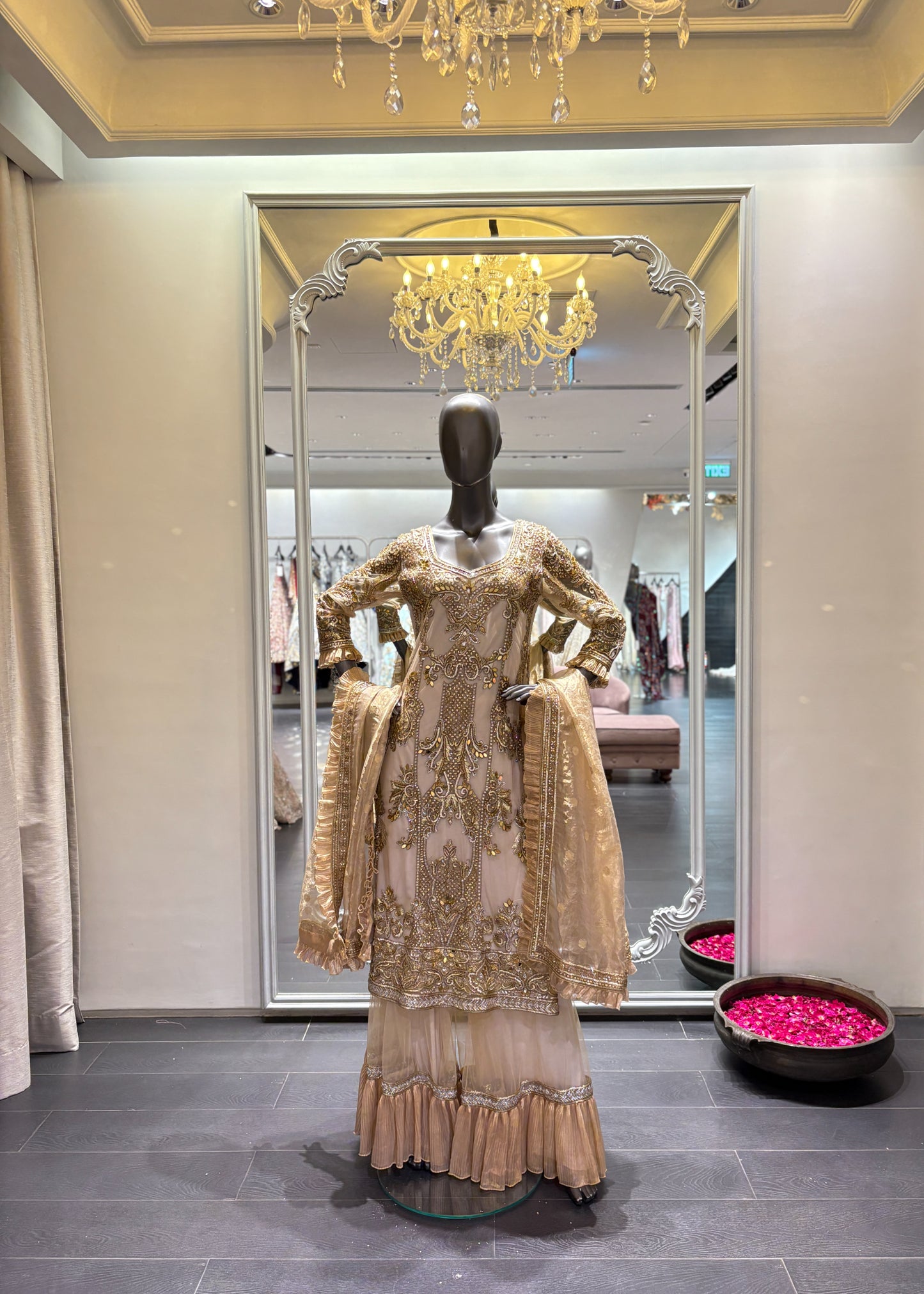 Kurta Sharara Gold Zardozi Set