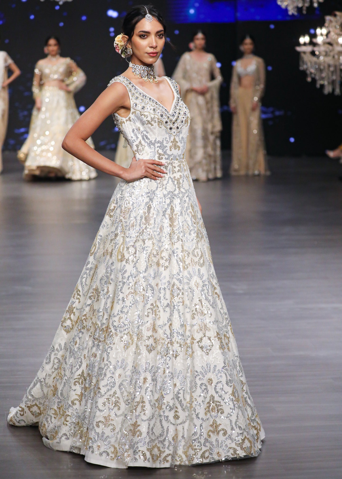Ivory Hkt Gown With Trail