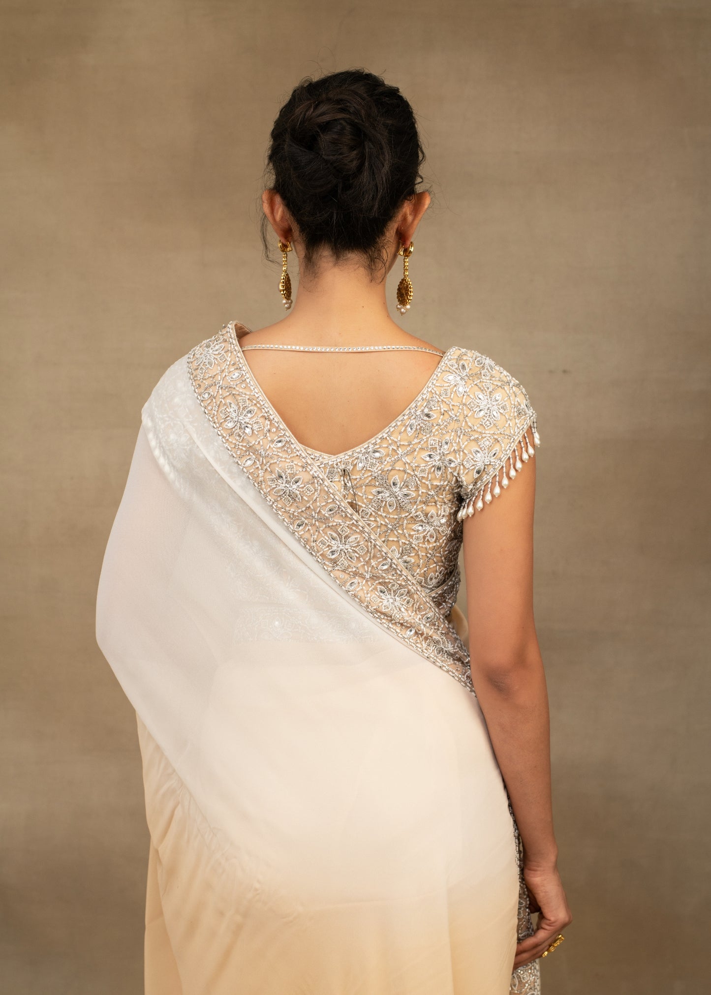 Off-white and Beige Ombre Saree