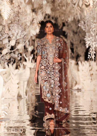 Embroidered Kurta and Pyjama Set with Scalloped Dupatta