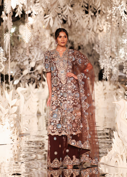 Embroidered Kurta and Pyjama Set with Scalloped Dupatta
