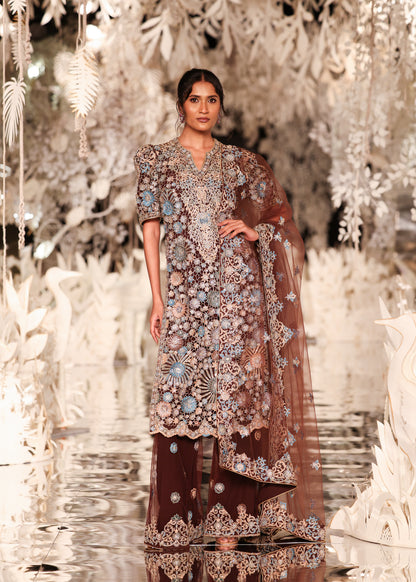 Embroidered Kurta and Pyjama Set with Scalloped Dupatta