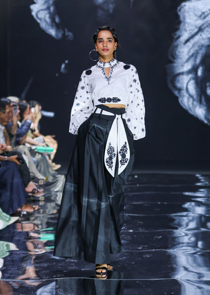 Embroidered Blouse with Wide-Leg Trousers