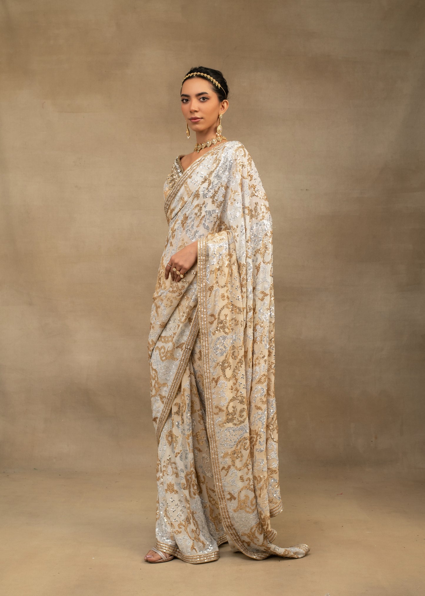 Saree with blouse